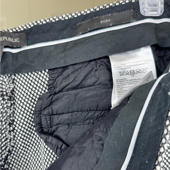 Banana Republic Ryan Fit Black & White Microdot Dress Pants – Women’s Size 12 - Picture 4 of 5